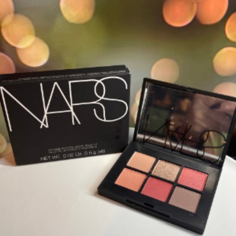 NARS MINI VOYAGEUR EYESHADOW PALETTE: HIBISCUS